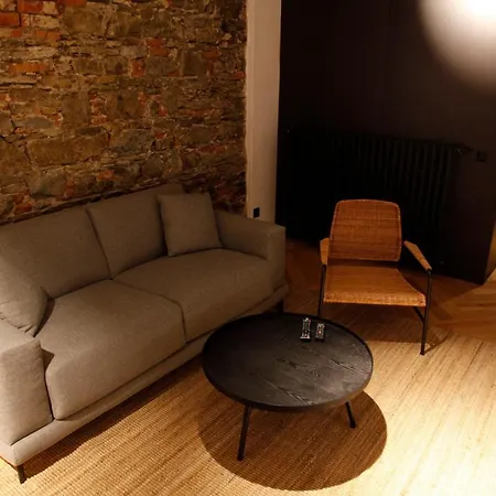 Welkam מלון פופראד