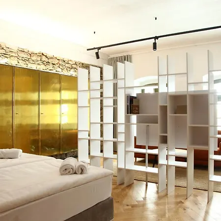 Hotel Welkam 3*