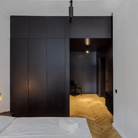 Welkam מלון פופראד